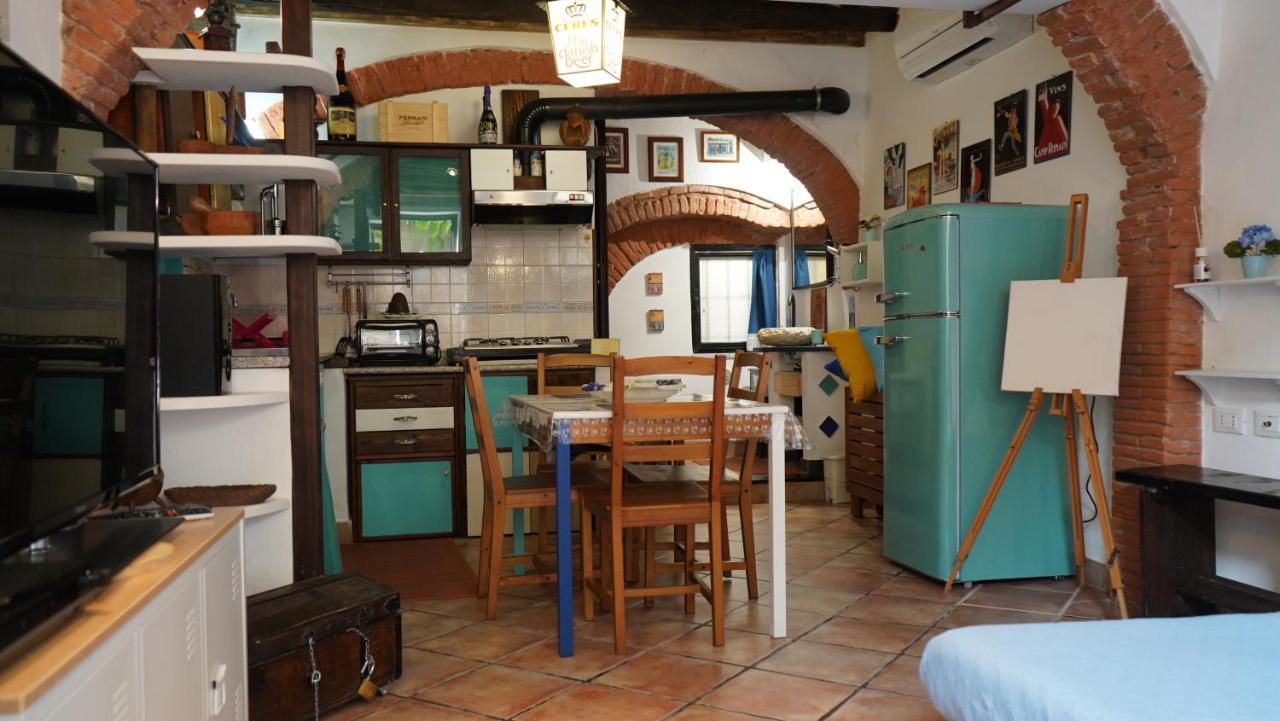 La Taverna Di Gianni Near The Beach Italy Riviera Савона Екстериор снимка