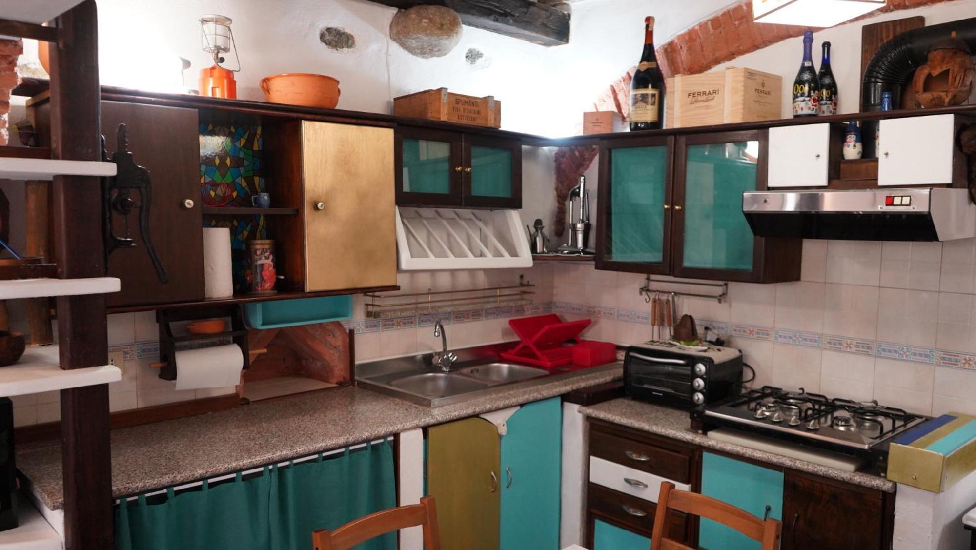 La Taverna Di Gianni Near The Beach Italy Riviera Савона Екстериор снимка
