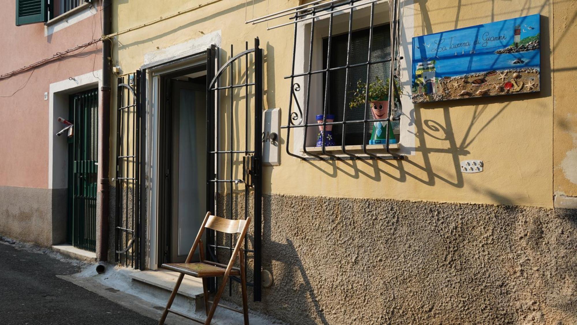 La Taverna Di Gianni Near The Beach Italy Riviera Савона Стая снимка